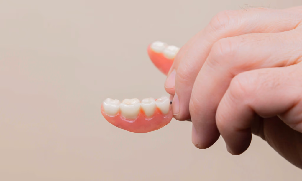 Can You Whiten Dentures?