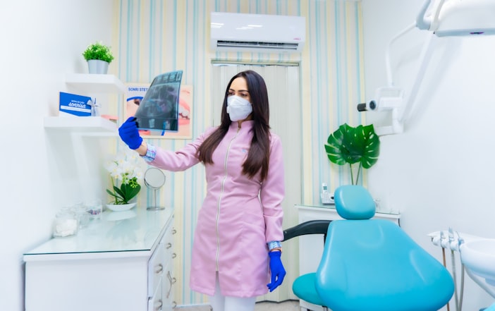 Can a Dentist Pull an Infected Tooth? (The Honest Answer)