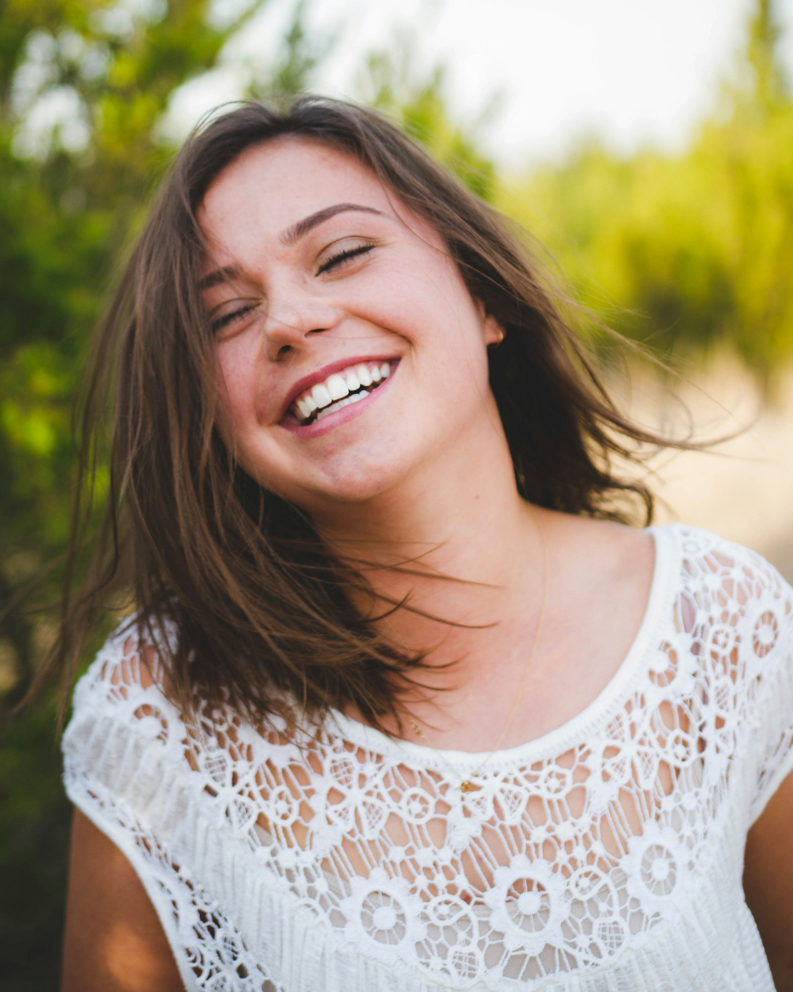 Is It Worth Paying for Teeth Whitening? An Honest Answer from £349