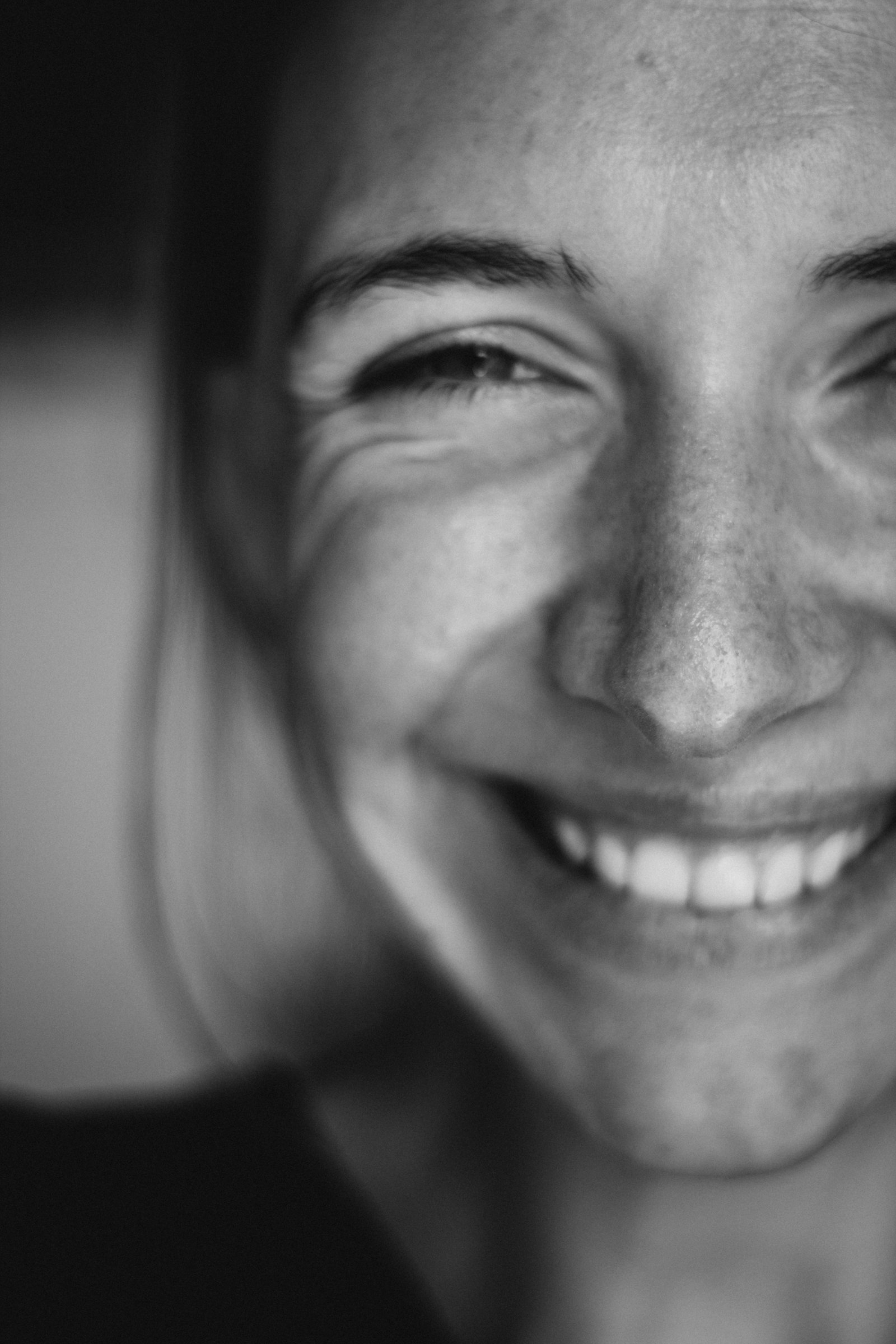 Loose Dentures: What to Do When They Slip, Rub or Hurt