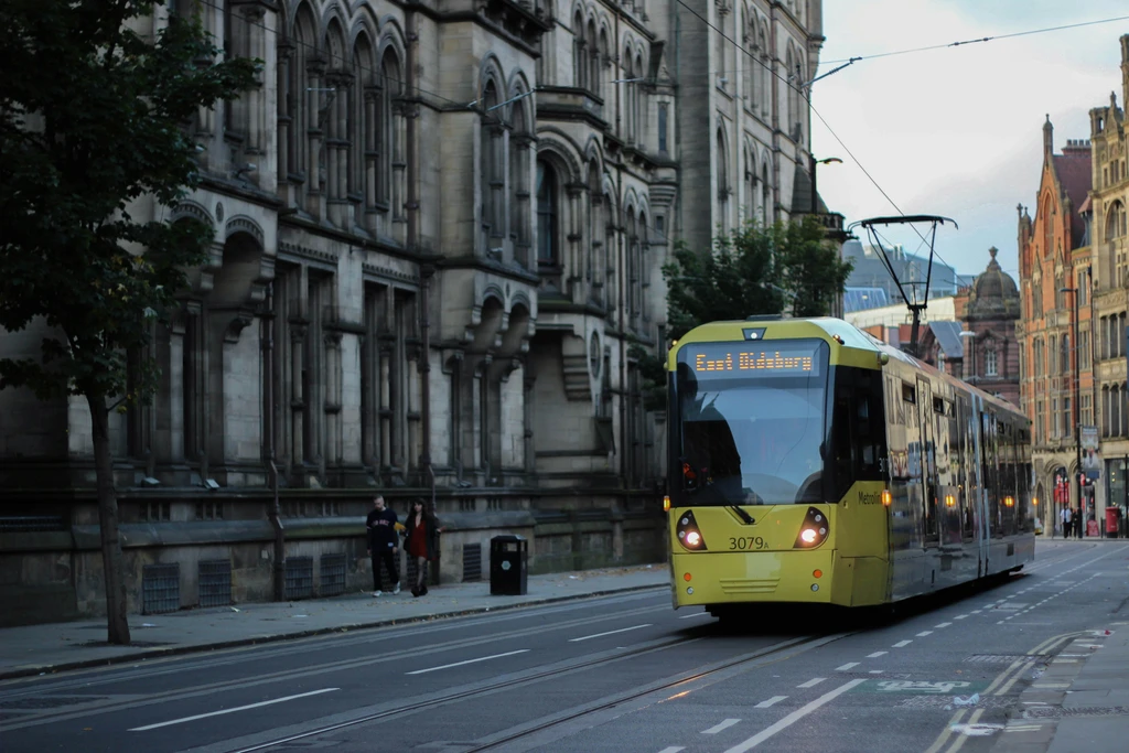Manchester Dental Emergency: A Survival Guide for 2am Toothache