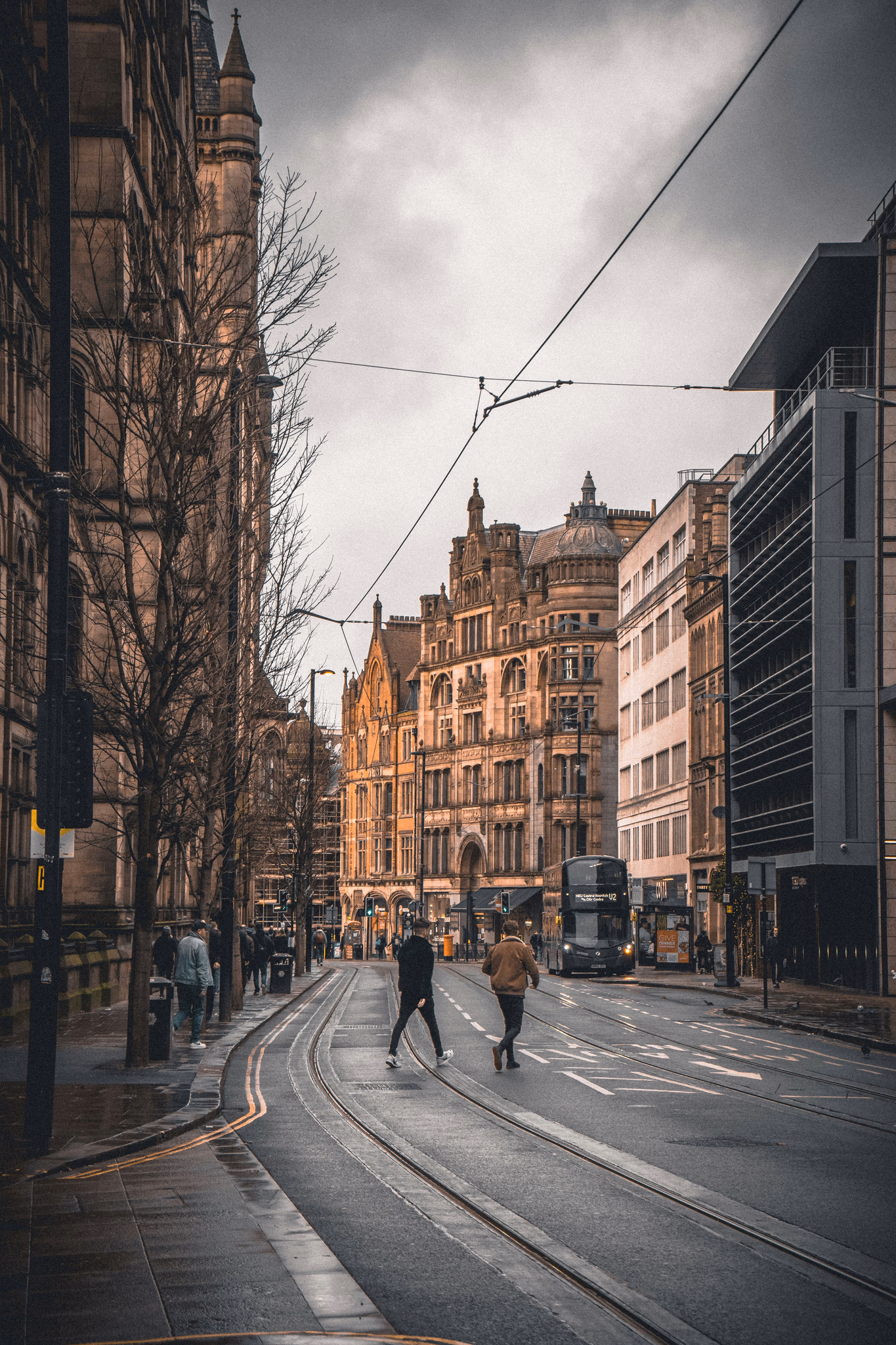 Manchester's Emergency Dental Revolution: The Complete Market Shift