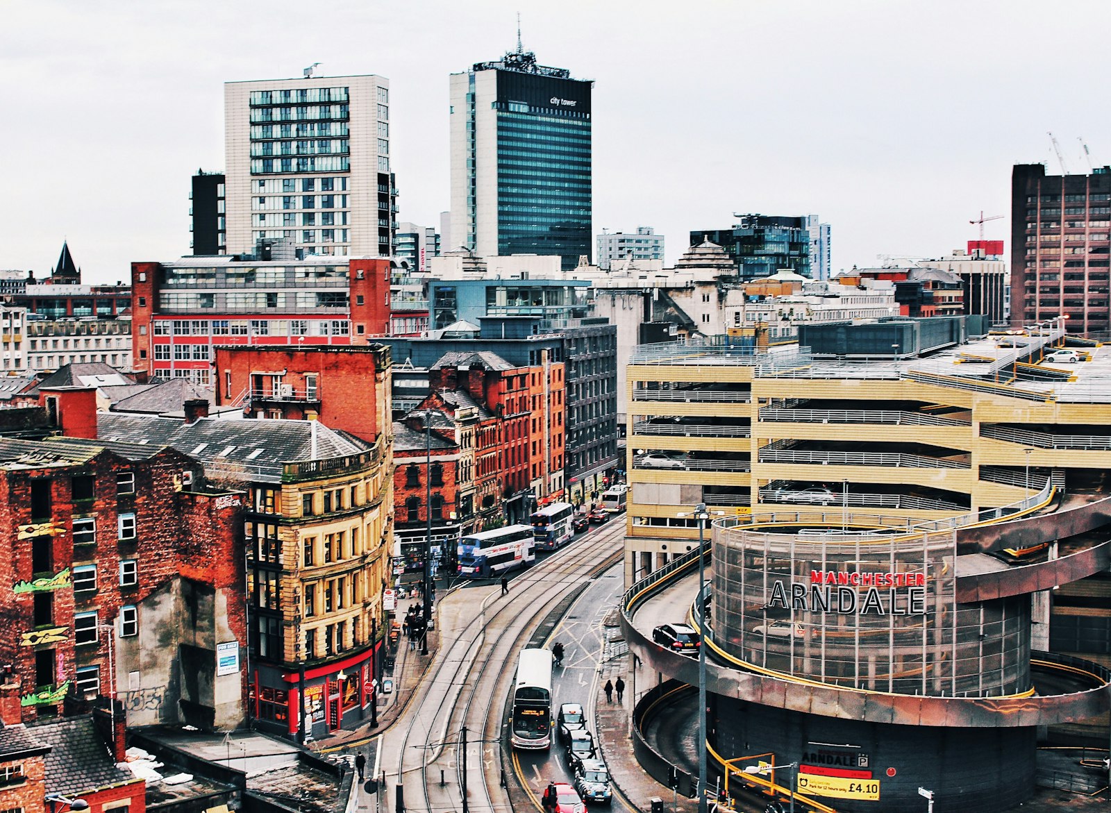 Can't Find an NHS Dentist in Manchester Accepting Patients? Your Real Options