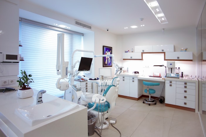 NHS Dental Charges 2026: £27.40-£326.70 vs Private
