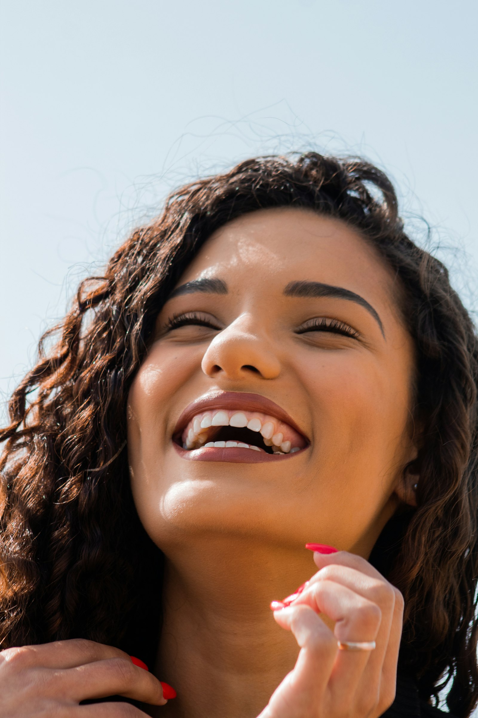 Overjet & Buck Teeth Treatment Cost UK: Straightening From £999